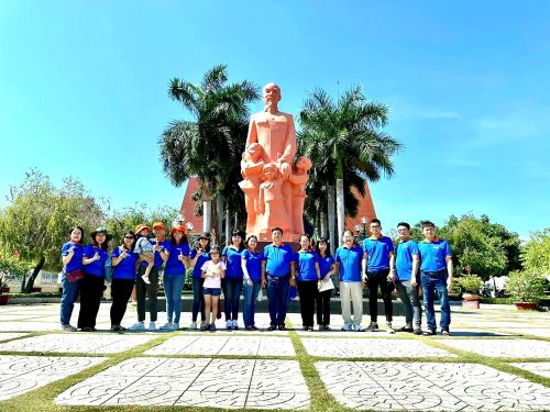 Branch 1 – HFIC Agency Party Committee held the Q4/2023 specialized activity session